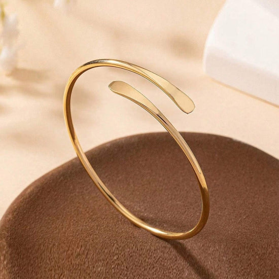 Thin Brasle Nail Knot and Braid