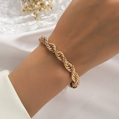 Thin Brasle Nail Knot and Braid